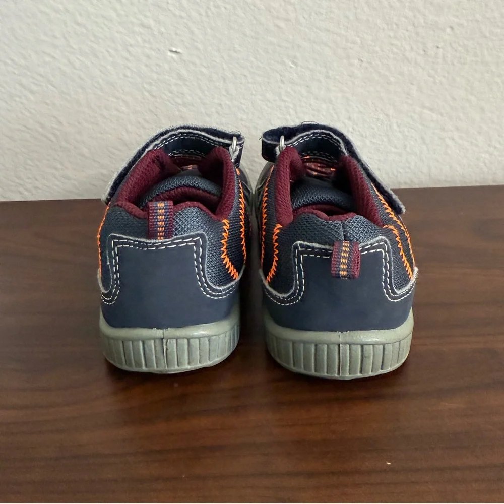 OshKosh B'gosh Kids Navy and Orange Sneakers